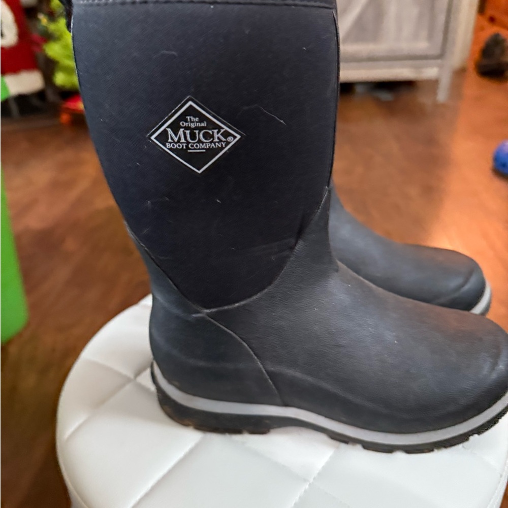 Muck Boots Youth Size 2